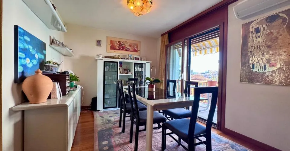 Affascinante casa unifamiliare di 5.5 locali con giardino soleggiato a Morbio Inferiore