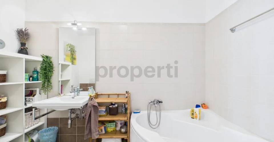 Appartamento esclusivo di 4.5 locali a Bellinzona, TI  Comfort moderno in posizione centrale – foto 29 di 32