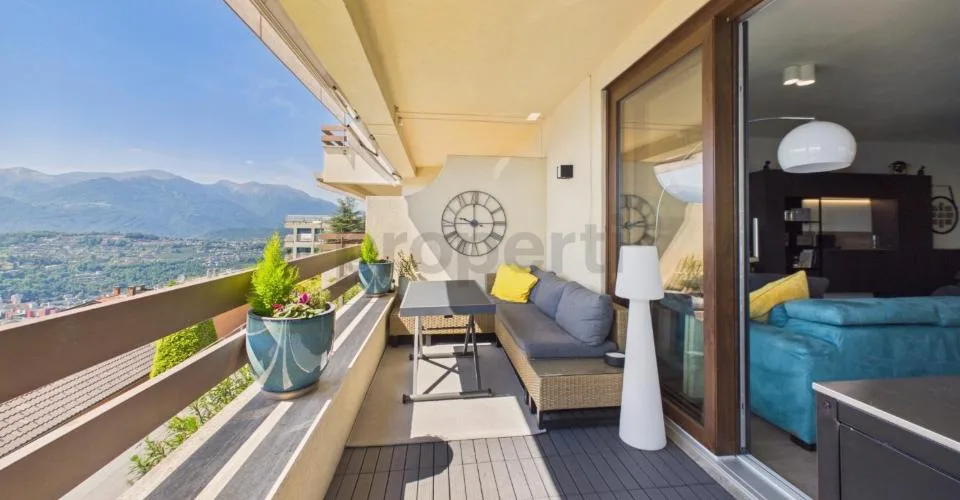 Aldesago: elegant 3.5-room apartment with terrace and lake view and swimming pool – photo 8 of 27