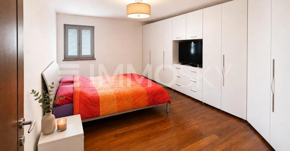 Appartamento 4,5 ristrutturato con terrazzo e caminetto – foto 25 di 25