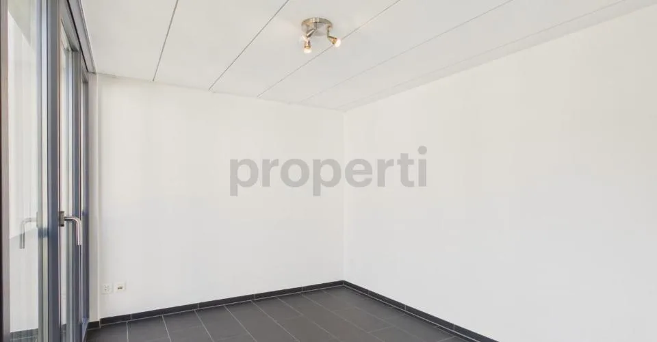 Loft-Ambiente, lichtdurchflutete Räume und Renovierung 2022 – Foto 32 von 32