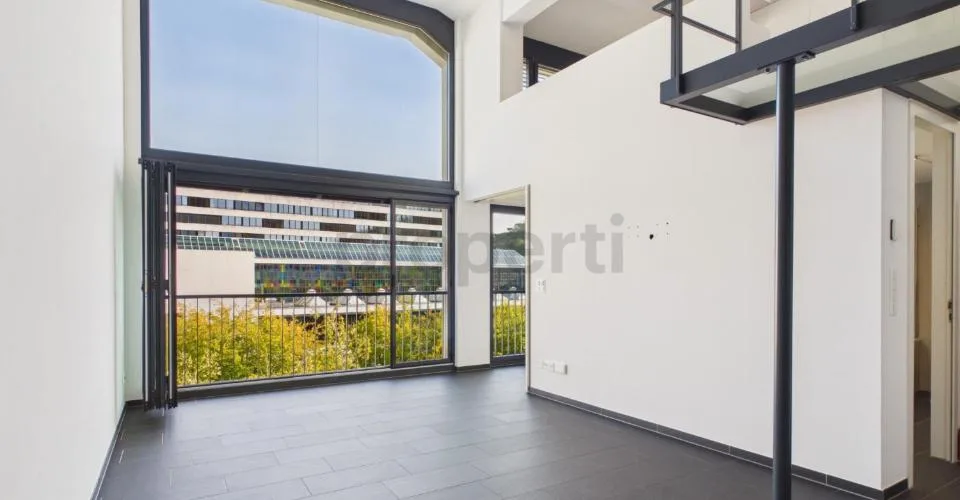 Loft-Ambiente, lichtdurchflutete Räume und Renovierung 2022 – Foto 15 von 32