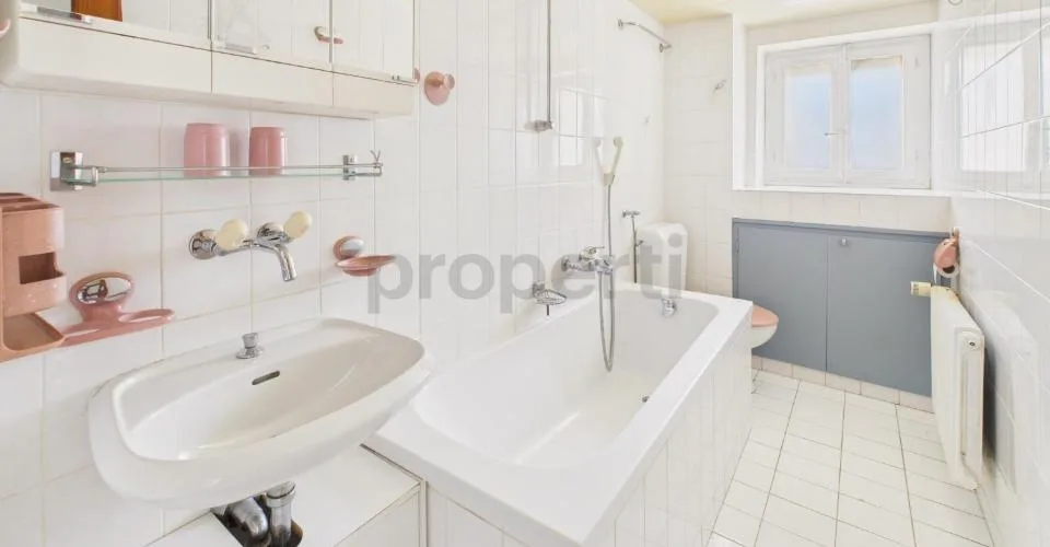 Geräumige 4,5-Zimmer-Wohnung in einer begehrten Wohngegend in Lens – Foto 15 von 16
