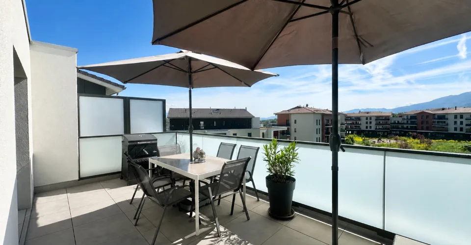 Grand appartement familial ? Cessy, proche frontière