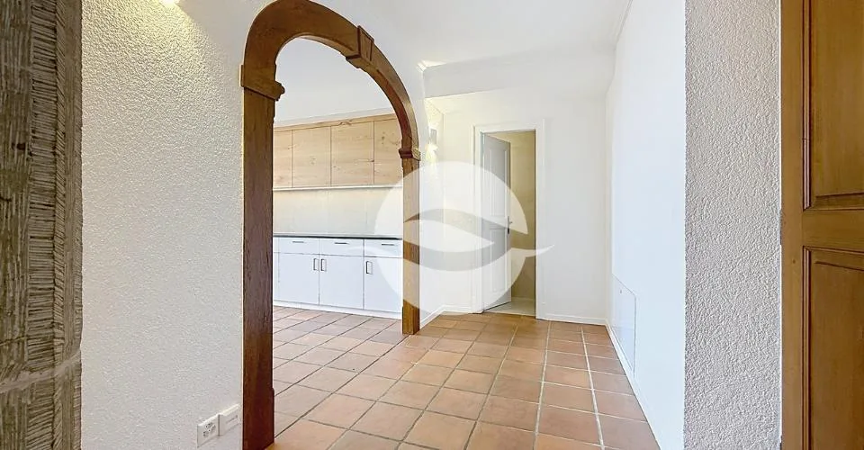 Duplex de 6,5 pièces avec grand jardin – photo 2 of 26