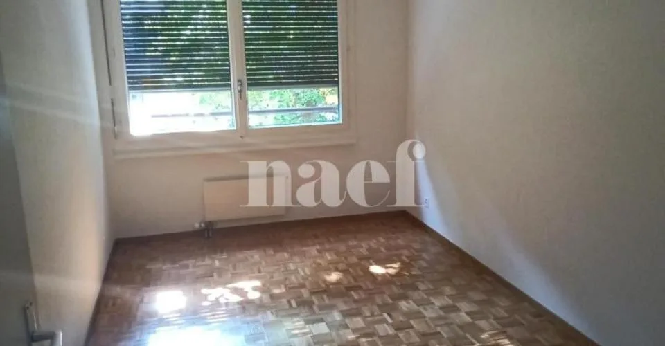 Vier-Zimmer-Wohnung mit großem Balkon! – Foto 5 von 18