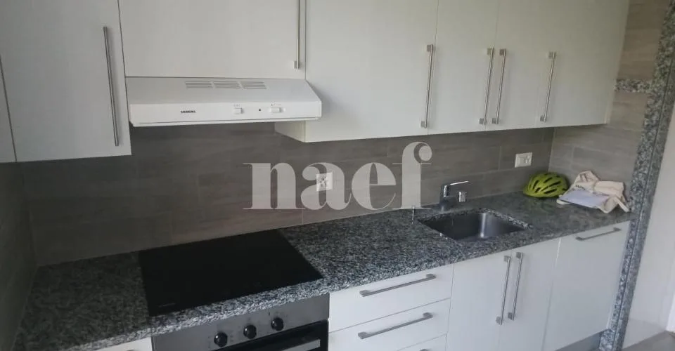 Vier-Zimmer-Wohnung mit großem Balkon! – Foto 2 von 18