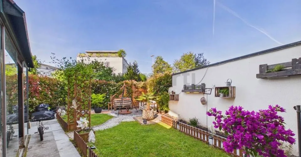 Renovierte Maisonette in schönem Quartier mit 2 Parkplätzen – Foto 21 von 22