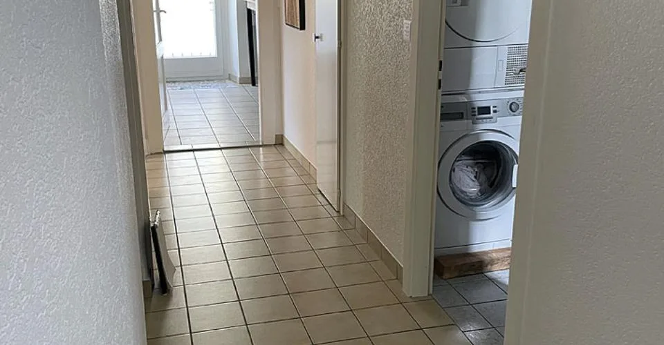 Incantevole appartamento ristrutturato con 4 stanze nel cuore del villaggio di Miège – foto 30 di 48
