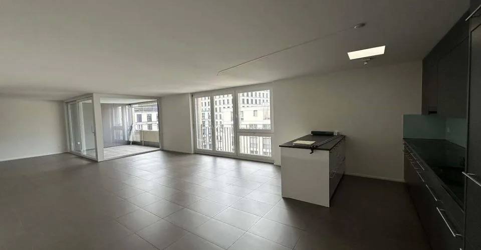 grand 4.5 pièces situé dans un emplacement central – photo 4 sur 15