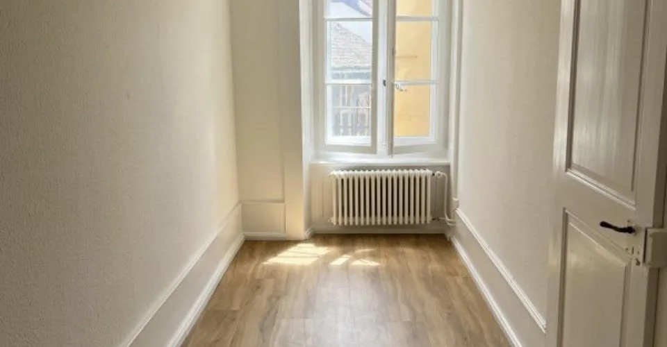 02392 - Appartement 2 pièces - Grand-Rue 13 - AUVERNIER – photo 2 sur 8