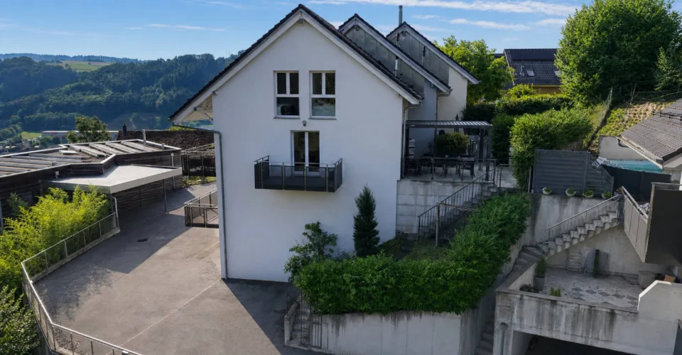 Reihenhaus-Villa mit 5,5 Zimmern und privatem Gartenspace von 200m2 – Foto 22 von 24