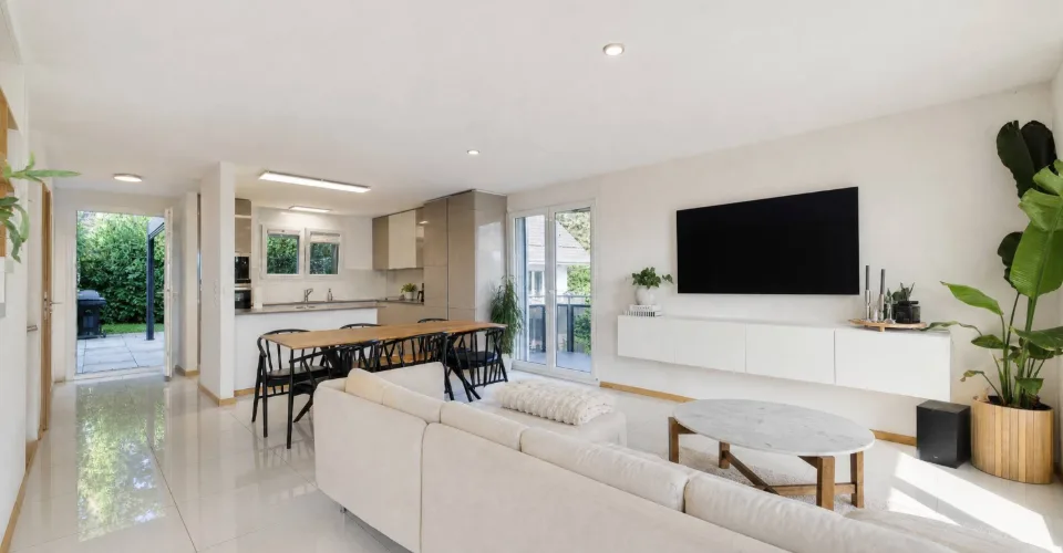 Reihenhaus-Villa mit 5,5 Zimmern und privatem Gartenspace von 200m2 – Foto 13 von 24