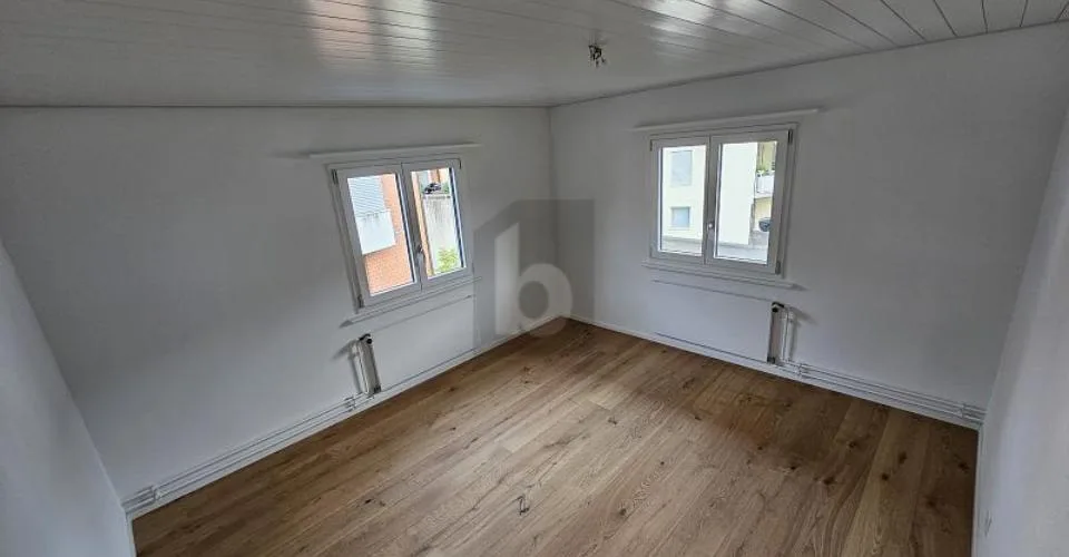 5.5 Zimmer Maisonette in Hünenberg – Foto 6 von 12
