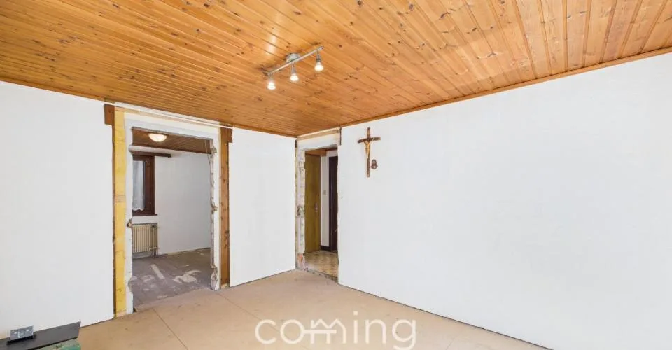 2.5-Zimmer-Wohnung mit zusätzlichem Raum und viel Gestaltungspotenzial in Saas-Balen – foto 6 di 18