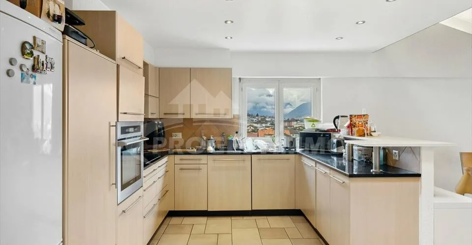 DUPLEX TRES LUMINEUX ET SPACIEUX – Foto 4 von 20