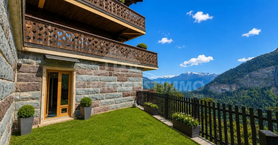 MAGNIFIQUE CHALET AUX VOLUMES EXCEPTIONNELS ET FORT POTENTIEL – photo 12 sur 26