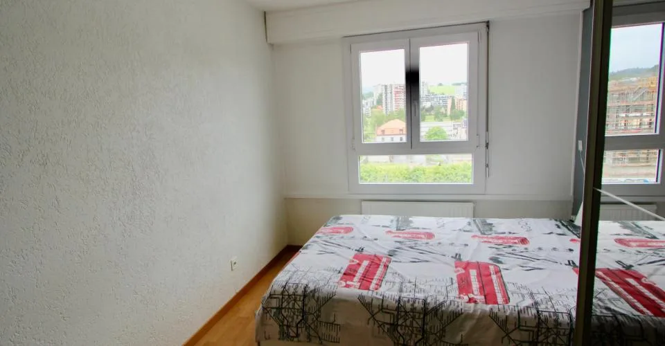 Ideal gelegen nahe bei Geschäften – Foto 9 von 16
