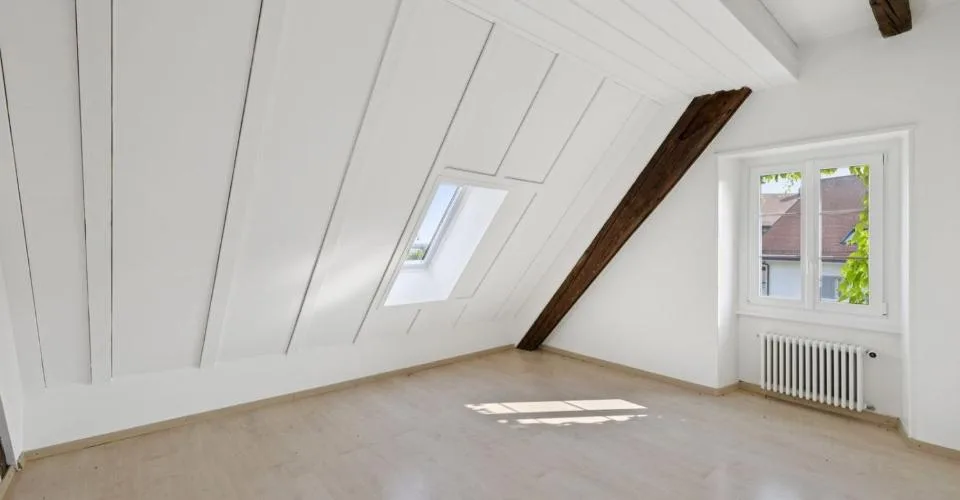 Appartement mit Charakter und Panoramablick sowie Garten im Herzen des Dorfes! – Foto 8 von 26