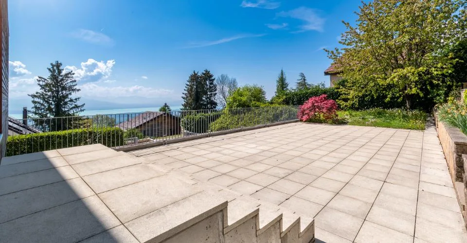La Villa Julia : vue imprenable, volumes et luminosité – Foto 9 von 16