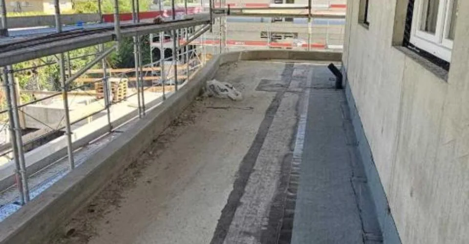 Appartamento al 1° piano con ampia terrazza affacciata sulle Alpi – foto 9 di 25