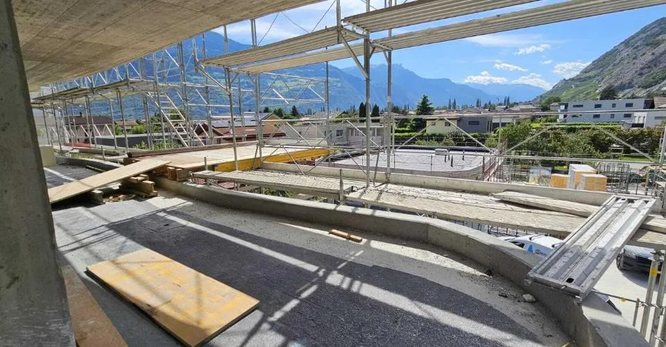 Attique d'exception avec terrasse et vue sur les montagnes – photo 5 sur 26