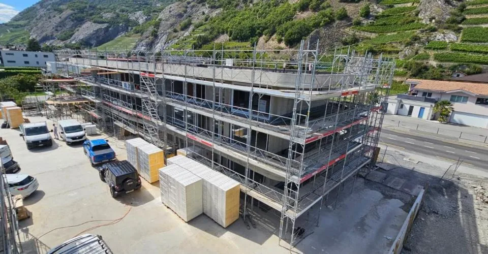 Attique d'exception avec terrasse et vue sur les montagnes – photo 2 sur 26