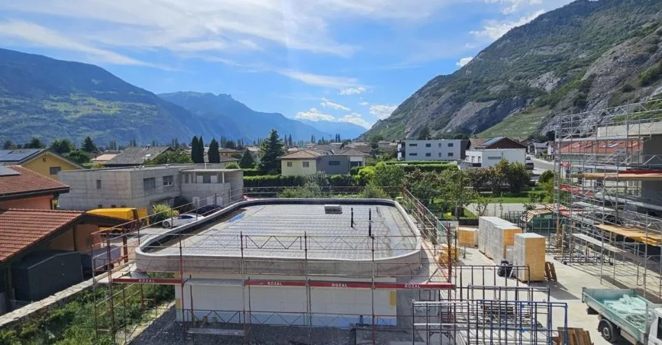 Attique d'exception avec terrasse et vue sur les montagnes – photo 4 sur 26