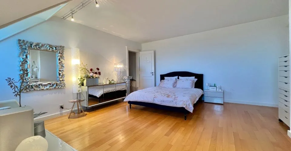 Proprietà di charme, panorama grandioso, eleganza assoluta su 420 m2 – foto 13 di 26