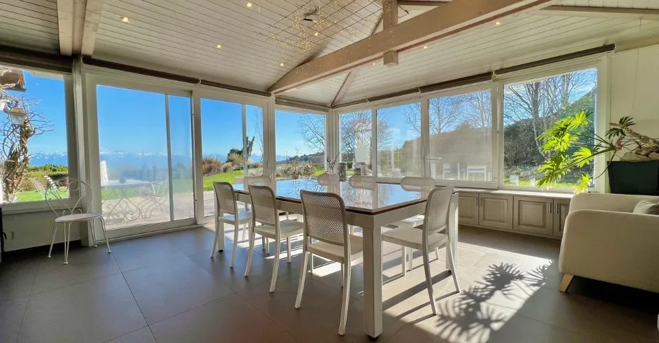 Proprietà di charme, panorama grandioso, eleganza assoluta su 420 m2 – foto 4 di 26