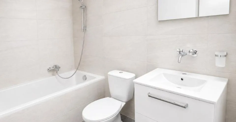 Première location après rénovation – Foto 3 von 17