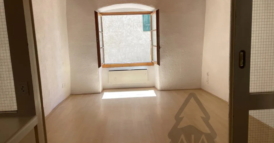 Cressier (au Centre du Village historique), charmante maison mitoyenne de 3 pièces (~ 63 m2 habitables) – foto 9 di 30