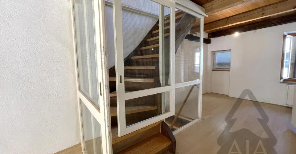 Cressier (au Centre du Village historique), charmante maison mitoyenne de 3 pièces (~ 63 m2 habitables) – foto 10 di 30