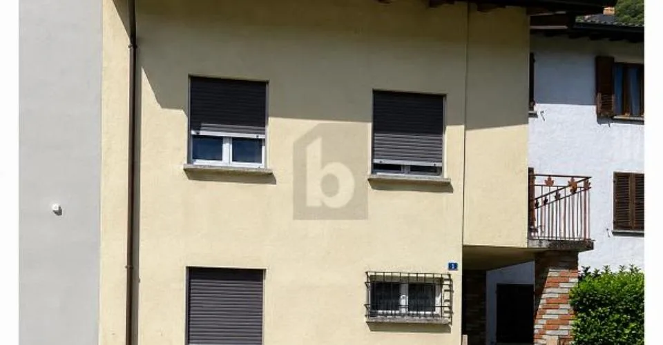 SUPER PREZZO!! GRAZIOSA NEL NUCLEO DA RISTRUTTURARE – foto 5 di 9