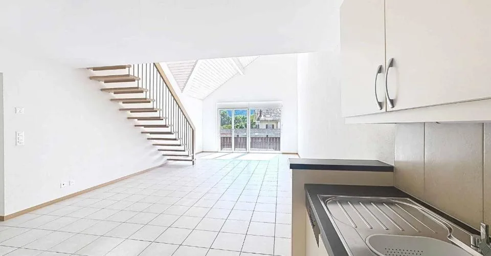 Grand 4.5 pièces de 137.7 m2 avec mezzanine et balcons couverts – photo 3 sur 22