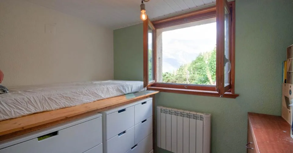 Chalet typique avec grand jardin – Foto 8 von 16