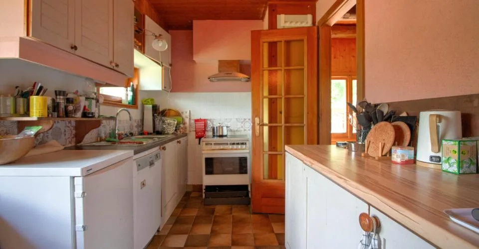 Chalet typique avec grand jardin – Foto 4 von 16