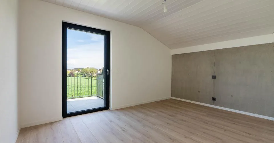 Einfamilienhaus mit 4 Zimmern, herrlicher Blick auf die Felder und die Alpen – Foto 31 von 35
