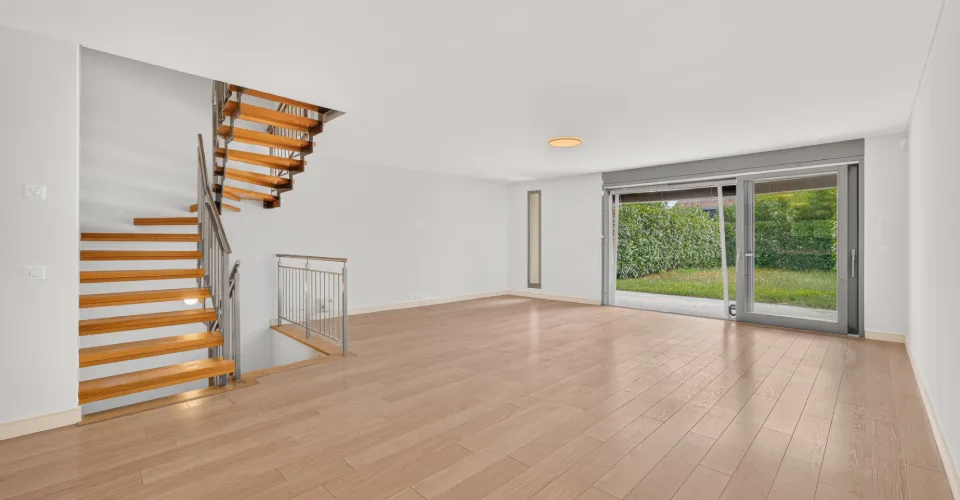 TOWNHOUSE – photo 5 of 38