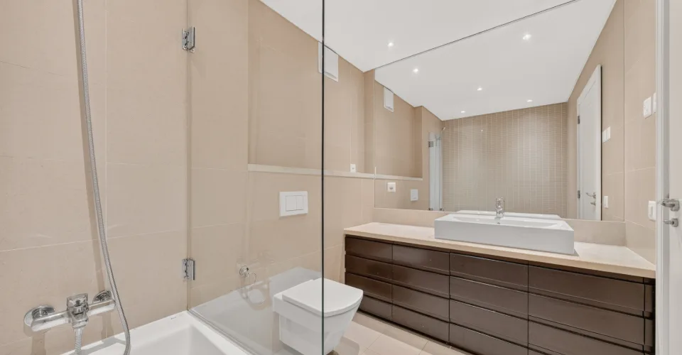 TOWNHOUSE – photo 16 of 38