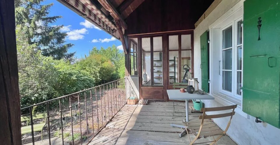 Renovierte Farm, die Authentizität und Komfort in 4,5 Zimmern vereint – Foto 12 von 26