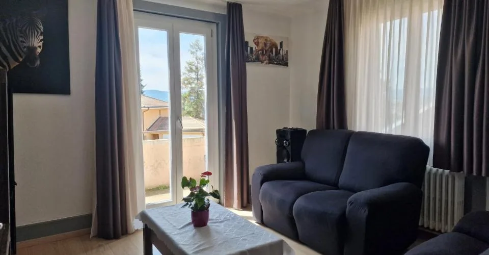 Un appartement offrant un bon rendement, agréable et idéalement situé. – photo 3 sur 21