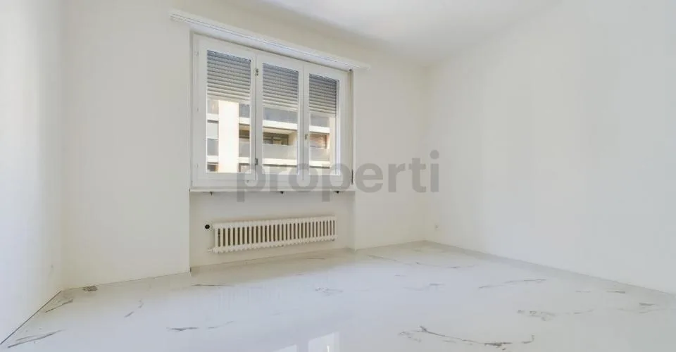 Moderne und helle 4.5-Zimmer-Wohnung in LocarnoModerno e luminoso appartamento di 4,5 locali a Locarno – Foto 8 von 20