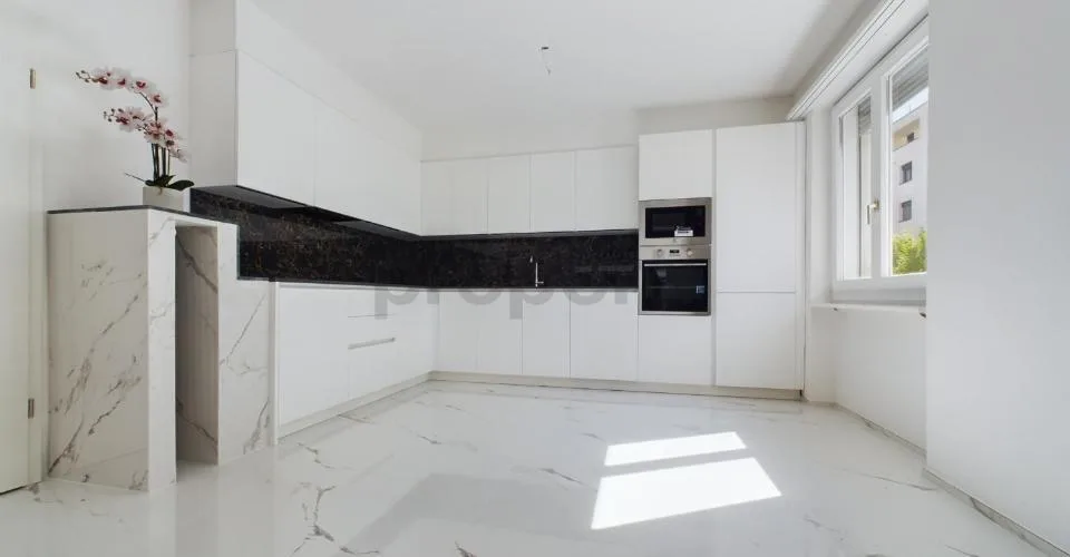 Moderne und helle 4.5-Zimmer-Wohnung in LocarnoModerno e luminoso appartamento di 4,5 locali a Locarno – Foto 9 von 20