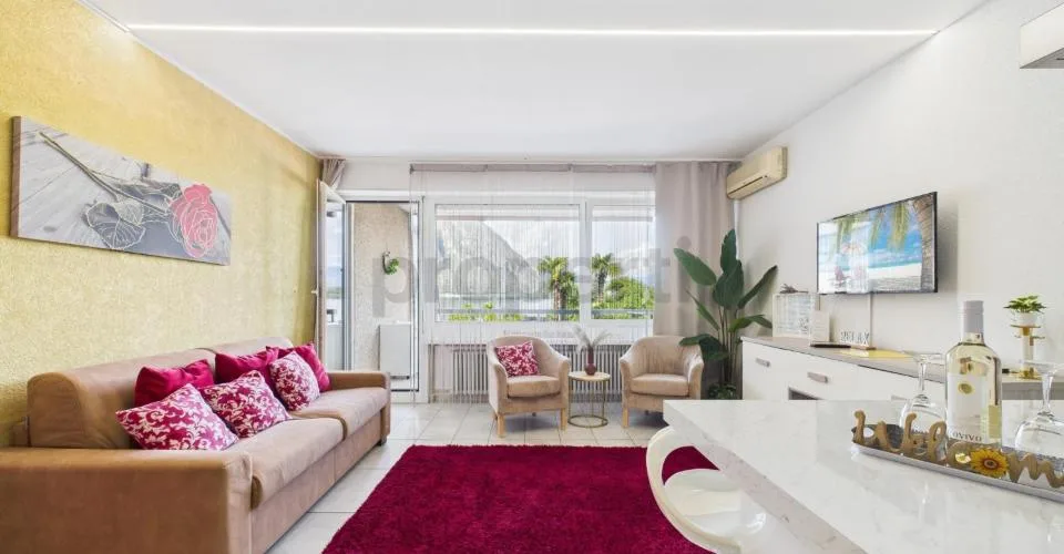 Appartement de 2,5 pièces avec vue sur le lac et piscine en copropriété  idéal comme résidence principale, secondaire ou investissement pour locations de courte durée ! – photo 11 sur 20