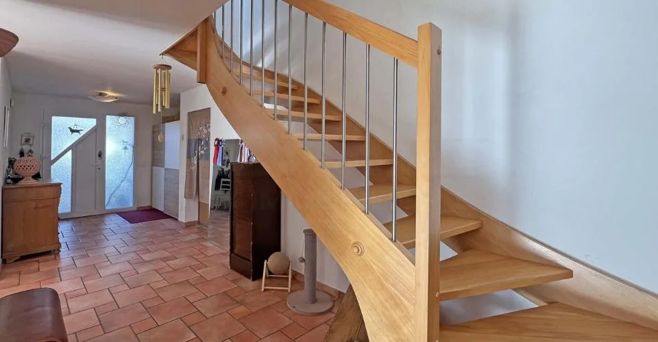 Villa individuale di 5 locali in un'oasi di verde – foto 16 di 26