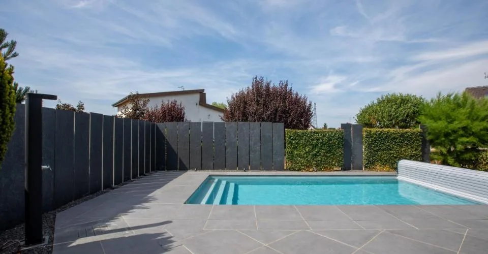 Villa d'exception avec piscine aux portes de Bâle, en France – photo 8 sur 13