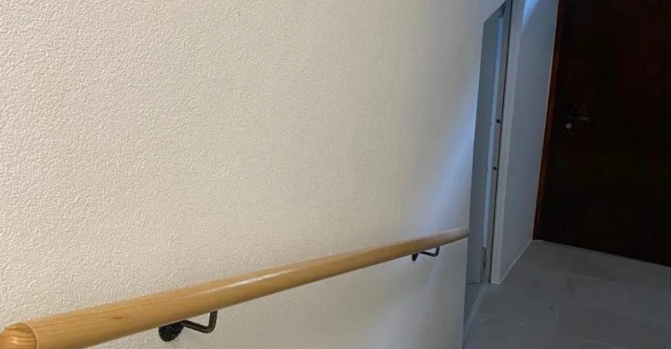Maison indépendante élégante avec 5 pièces et balcon, rénovée, Riviera – photo 14 sur 16