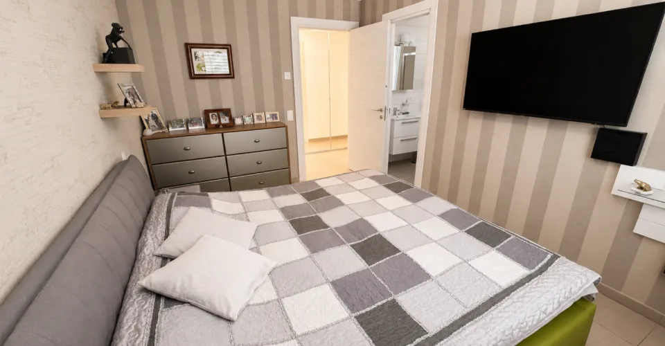 Attraktive 4,5-Zimmer-Gartenwohnung in Manno - grosszügiger Wohnkomfort mit privatem Garten – Foto 24 von 26