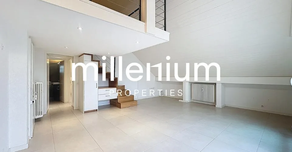 Charmanter 3,5-Raum-Attikawohnung mit 1 Schlafzimmer - 1 Mezzanine - 2 Terrassen – Foto 2 von 20
